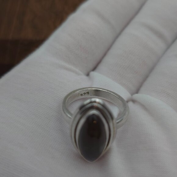 Size 7.25 925 Sterling Silver Large Marquise Labradorite Ring - Picture 5 of 8